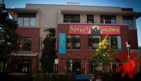 Spirit Halloween banner on Nostalgica