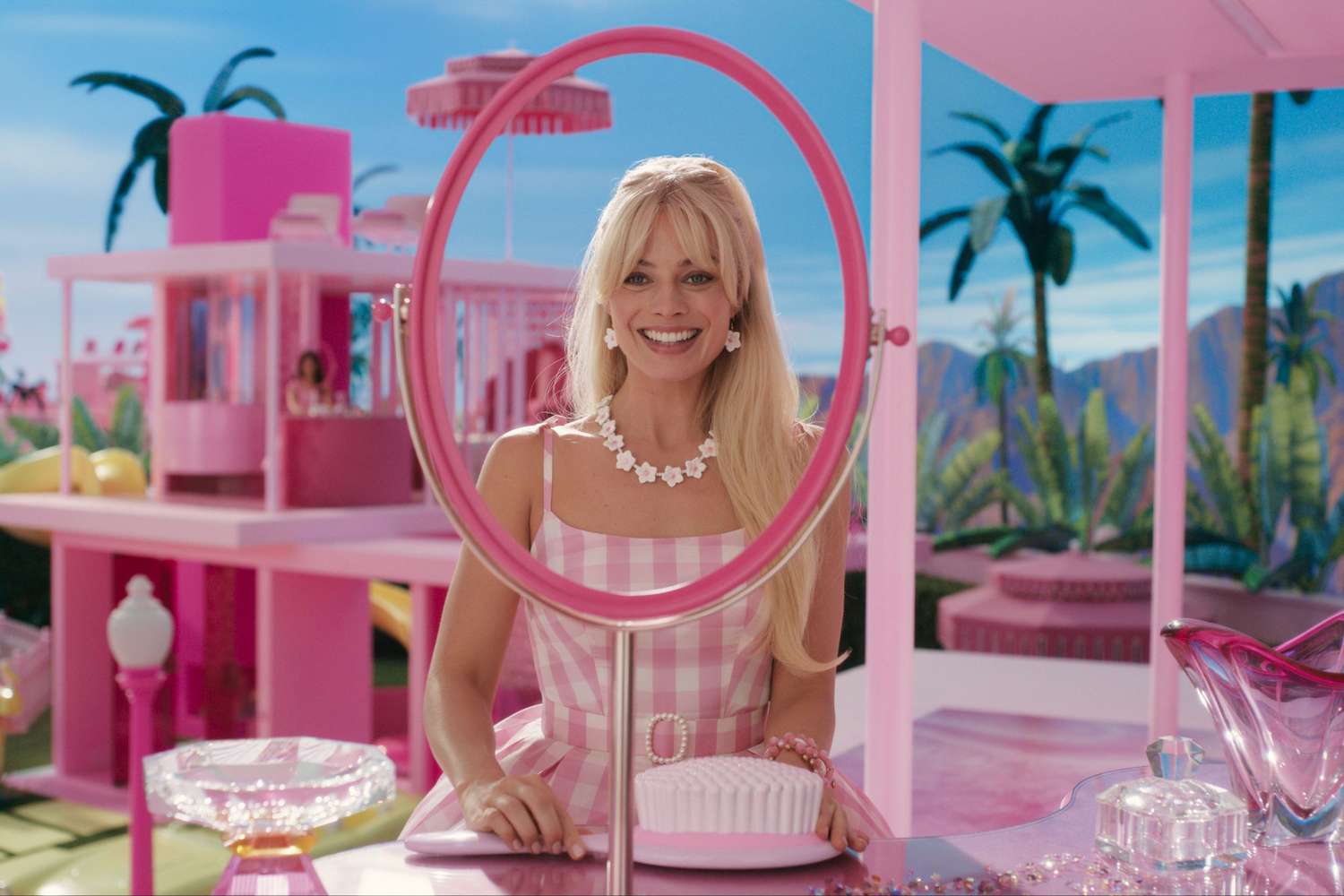 Barbie Pink Jumpsuit!, Sante Grace